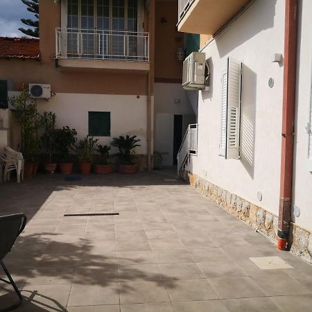 Casa Viola Elegante E Sul Mare Di Mondello Apartment Palermo Exterior photo